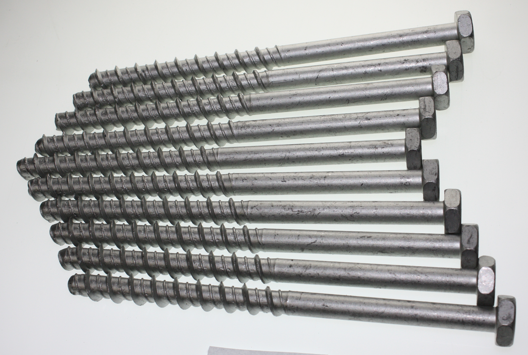 Schrauben Ohne Dübel. schrauben ohne d bel und bohren in die decke technik handwerk baustelle